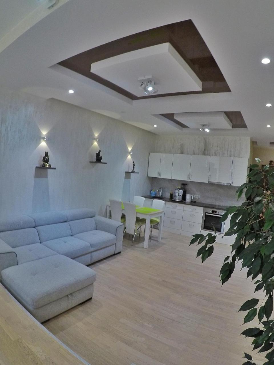 Apartment On Dragomirova Kiew Exterior foto